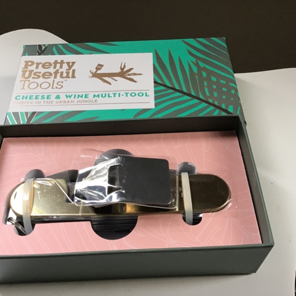 Cheese & Wine Muti Tool - Picture 3 of 4